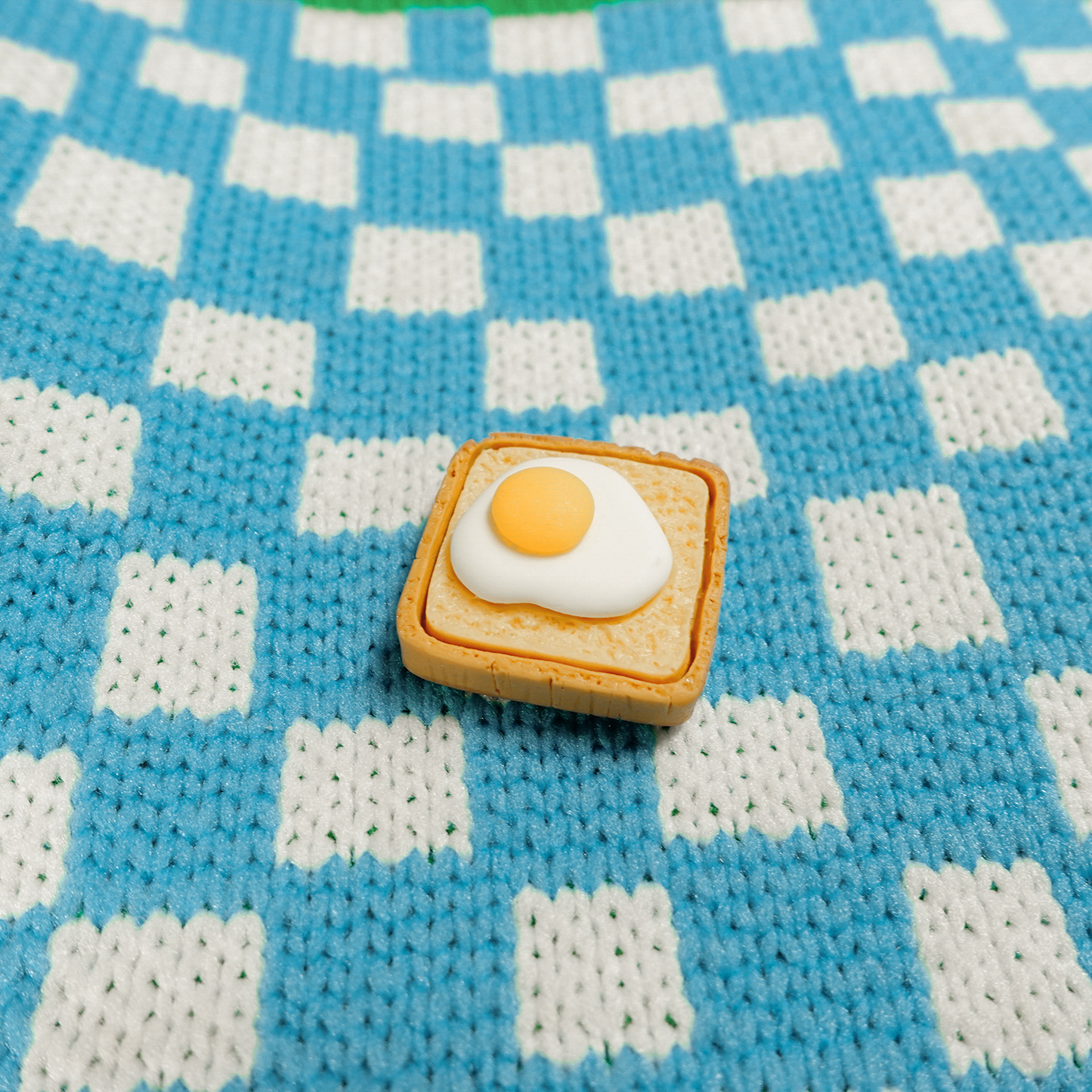 Miniature Fried Egg Pin