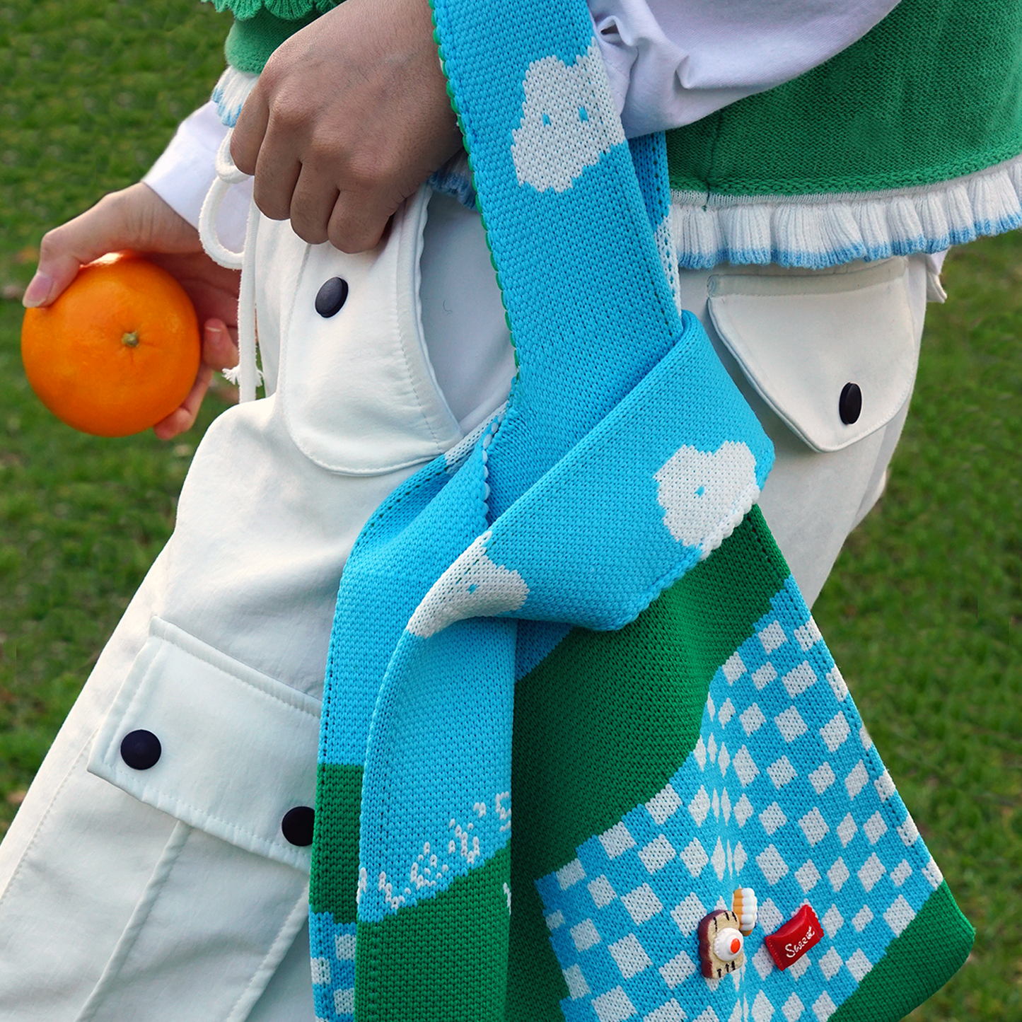 “Let's Picnic” Knitted Bag
